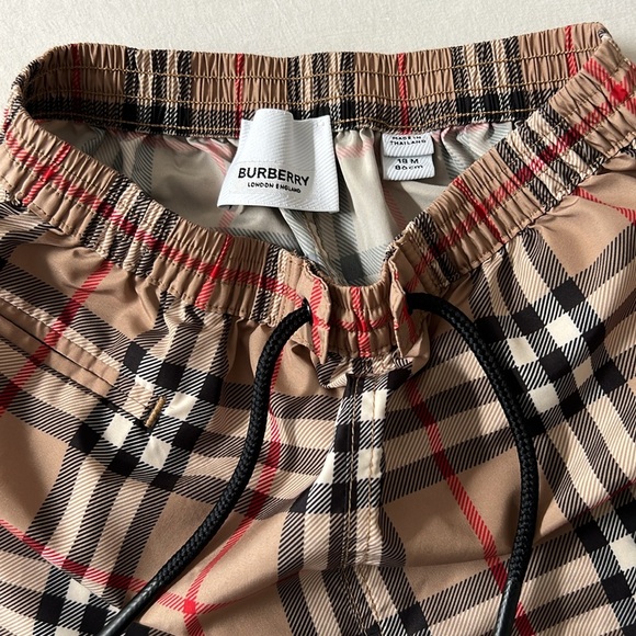 🧸 BURBERRY Boys Swim Trunks Shorts 18m|86 cm GUC❣️ - Picture 4 of 7